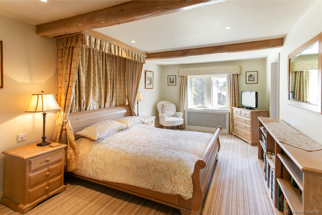 Room Image 1 - Accommodation at Tucked Away House - Yorkshire