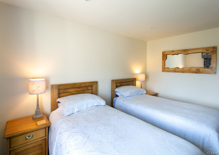 Tucked Away House Gallery 15 - Twin Room 2