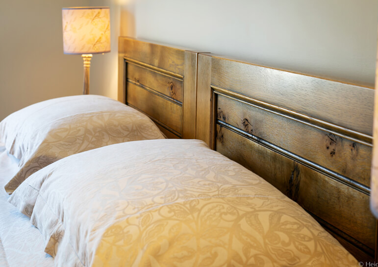 Tucked Away House Gallery 16 - Double Bed and Lamps